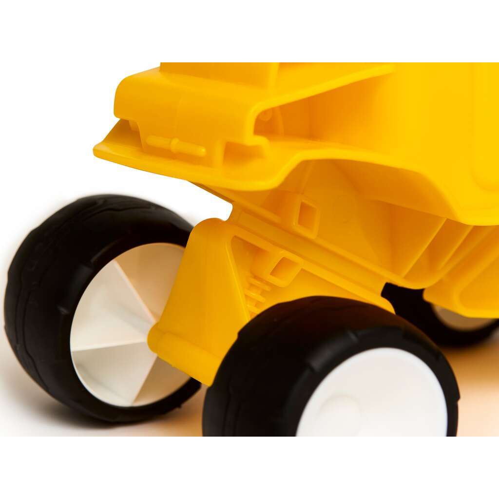 Autocarro giallo con cassone ribaltabile Autocarro giallo con cassone ribaltabile