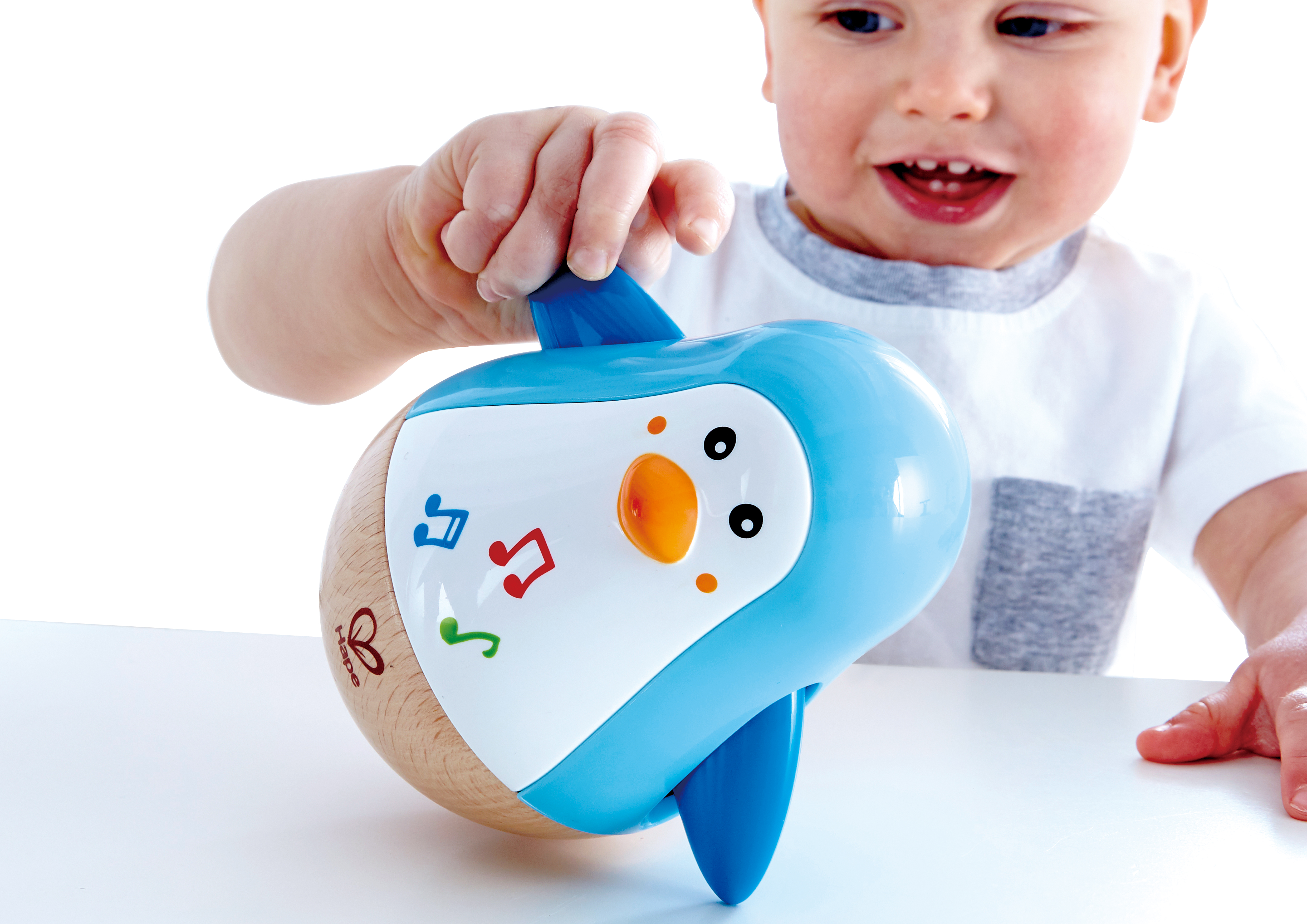 Pinguino giroscopio musicale