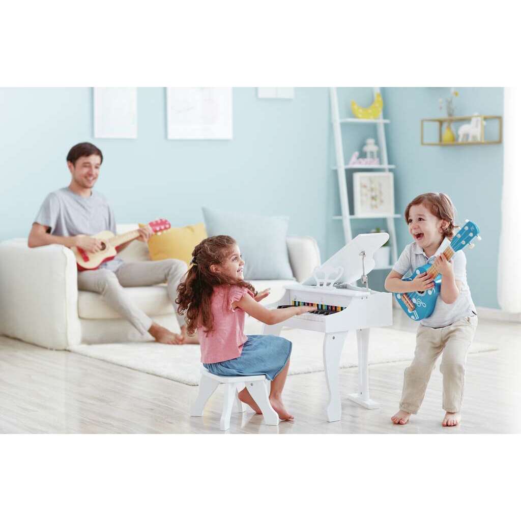 Pianoforte elettronico bianco Pianoforte elettronico bianco